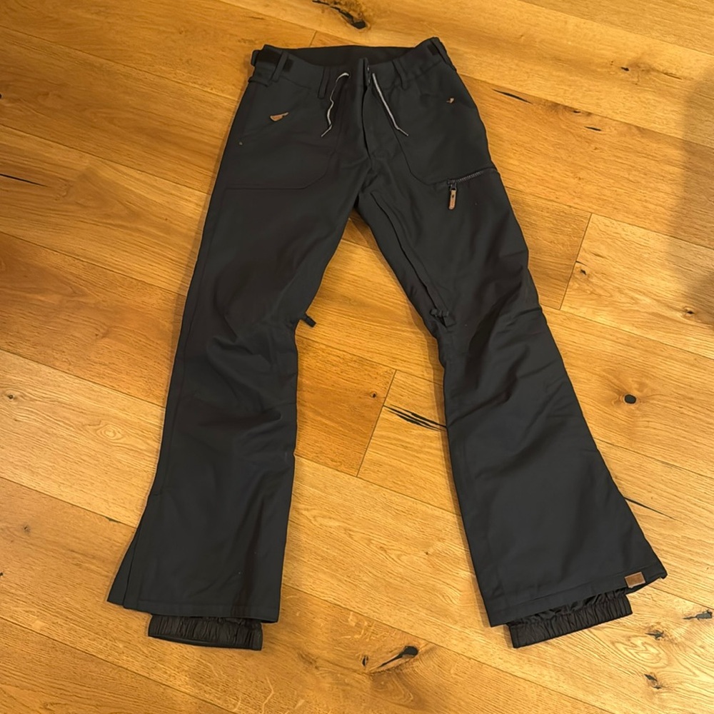 Roxy women’s snowboard pants